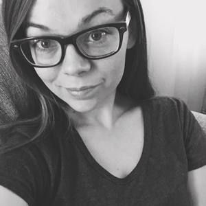 Meet your Posher, Abby